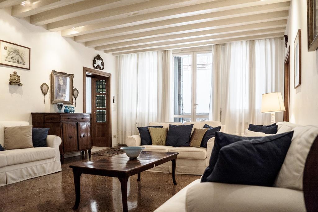 شقة Accademia Terrazza البندقية المظهر الخارجي الصورة