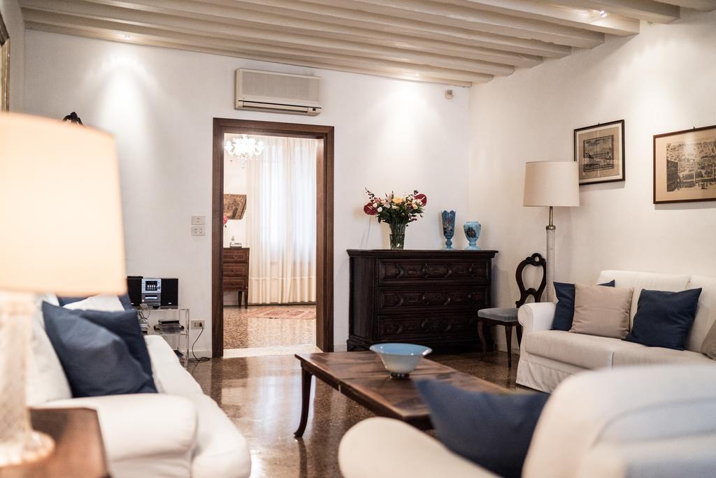 شقة Accademia Terrazza البندقية المظهر الخارجي الصورة